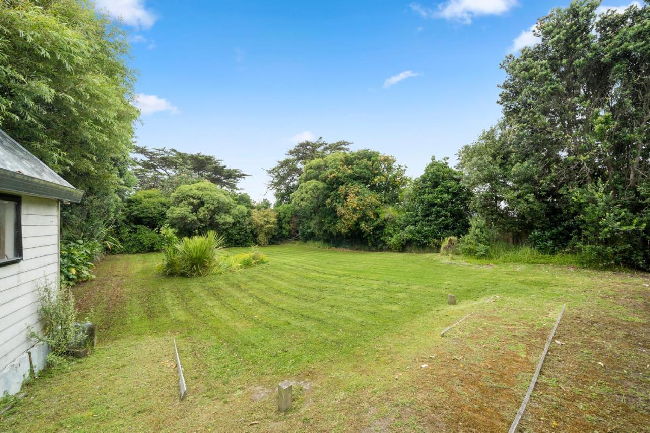 Wharerata - Otaki Beach Holiday Home Exterior foto